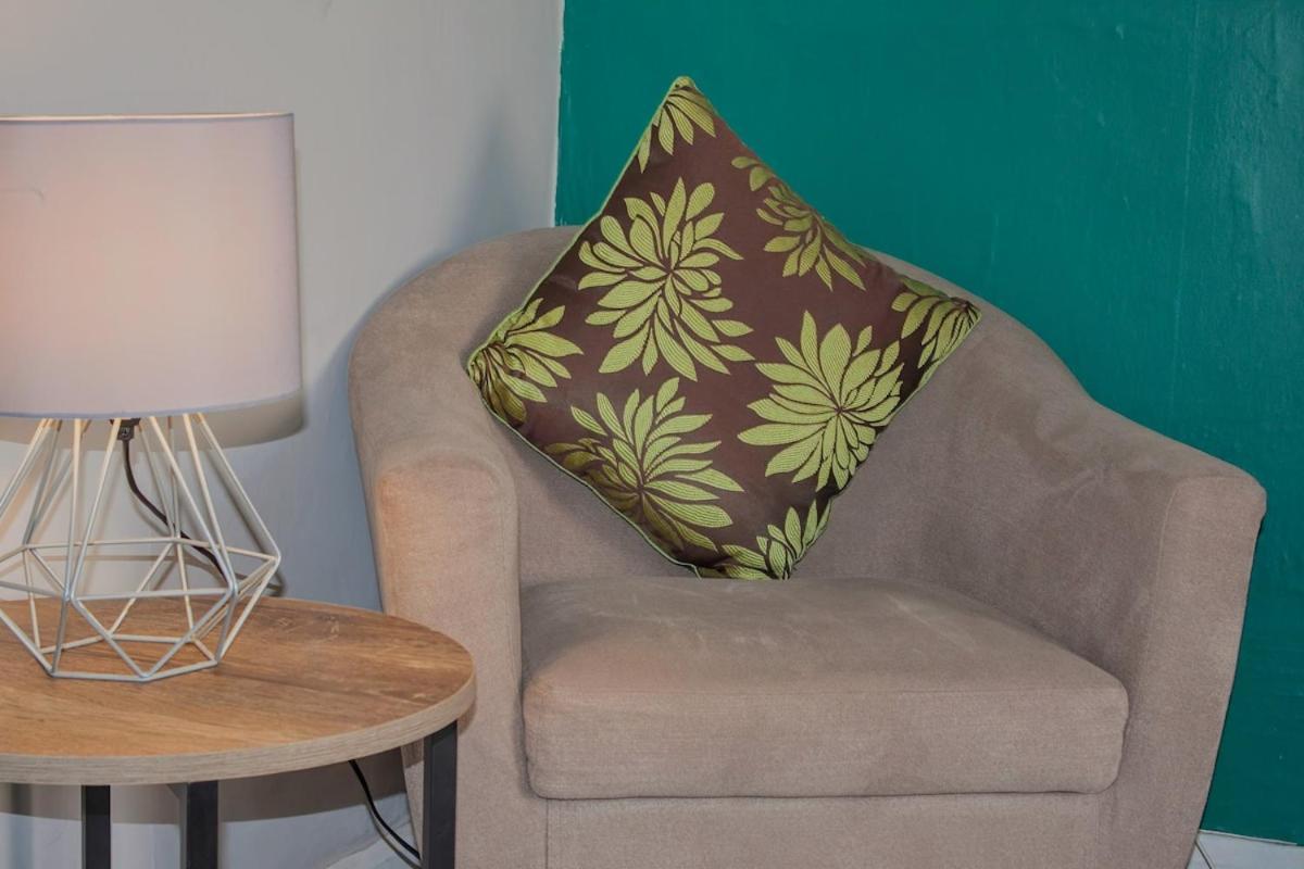 Egton St - Stylish House With Parking, Near Town! Villa Kingston upon Hull Bagian luar foto